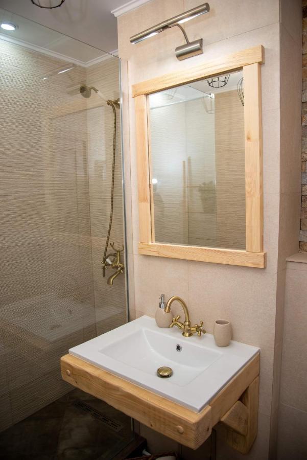 Apartament Daria Tirgu Ocna Exterior photo
